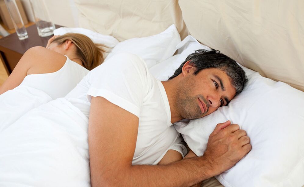 Ein Mann hat Potenzprobleme